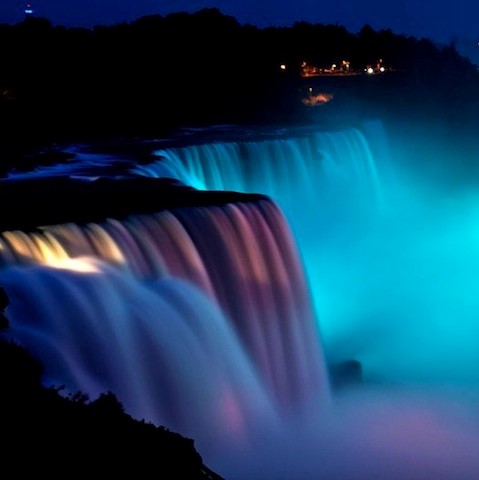 Niagara Falls Illumination Hotel Packages - 